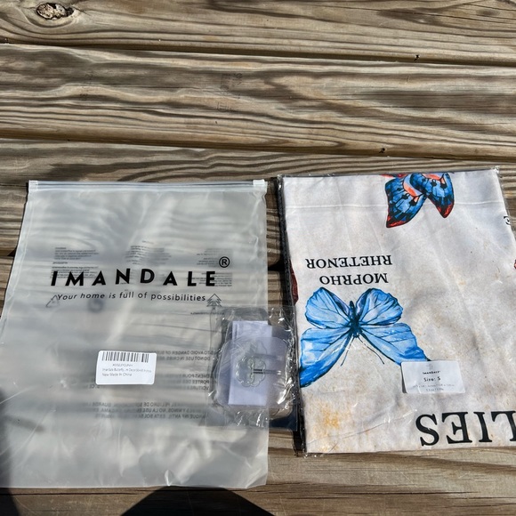 NWT butterflies Wall Tapestry Wall Hanging - Picture 2 of 9